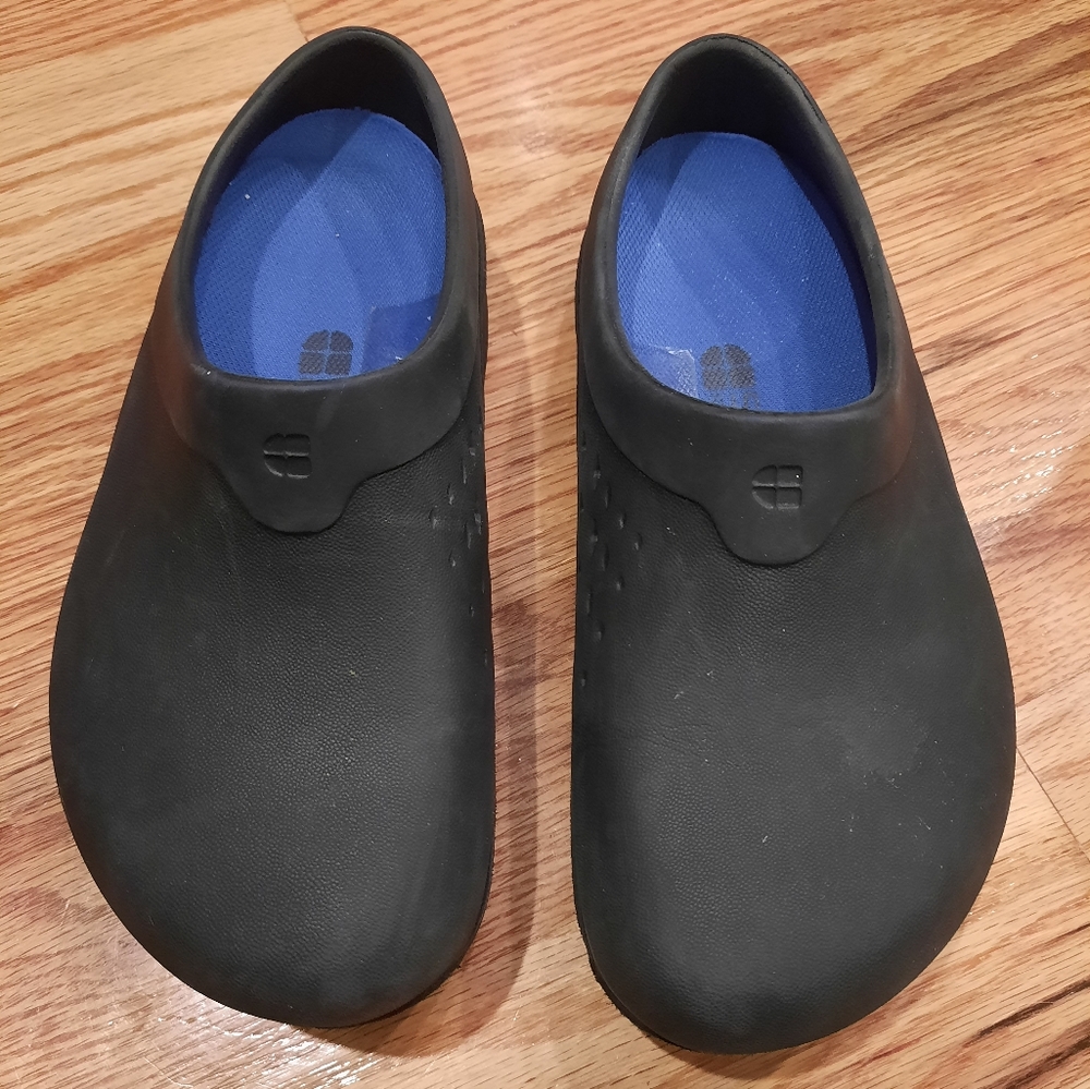 Shoes For Crews Work Shoes - Non-Slip - Radium‎ - Size M3 W5